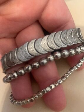 Paparazzi silver festival stretch bracelet set